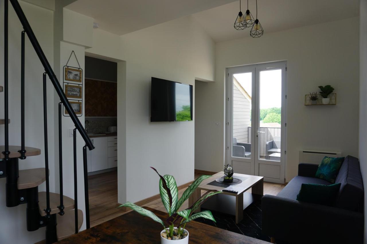 Appart Cosy 4 Personnes Avec Terrasse La Roche-sur-Yon Exterior photo